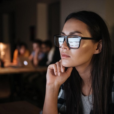 Védd a látásodat a képernyők káros fényétől! Monitorszűrő dioptriás szemüveg készítés választható kerettel, látásvizsgálattal. Utcai viseletre is tökéletes! Most 5.990 Ft előleggel (a helyszínen fizetendő: 16.000 Ft)